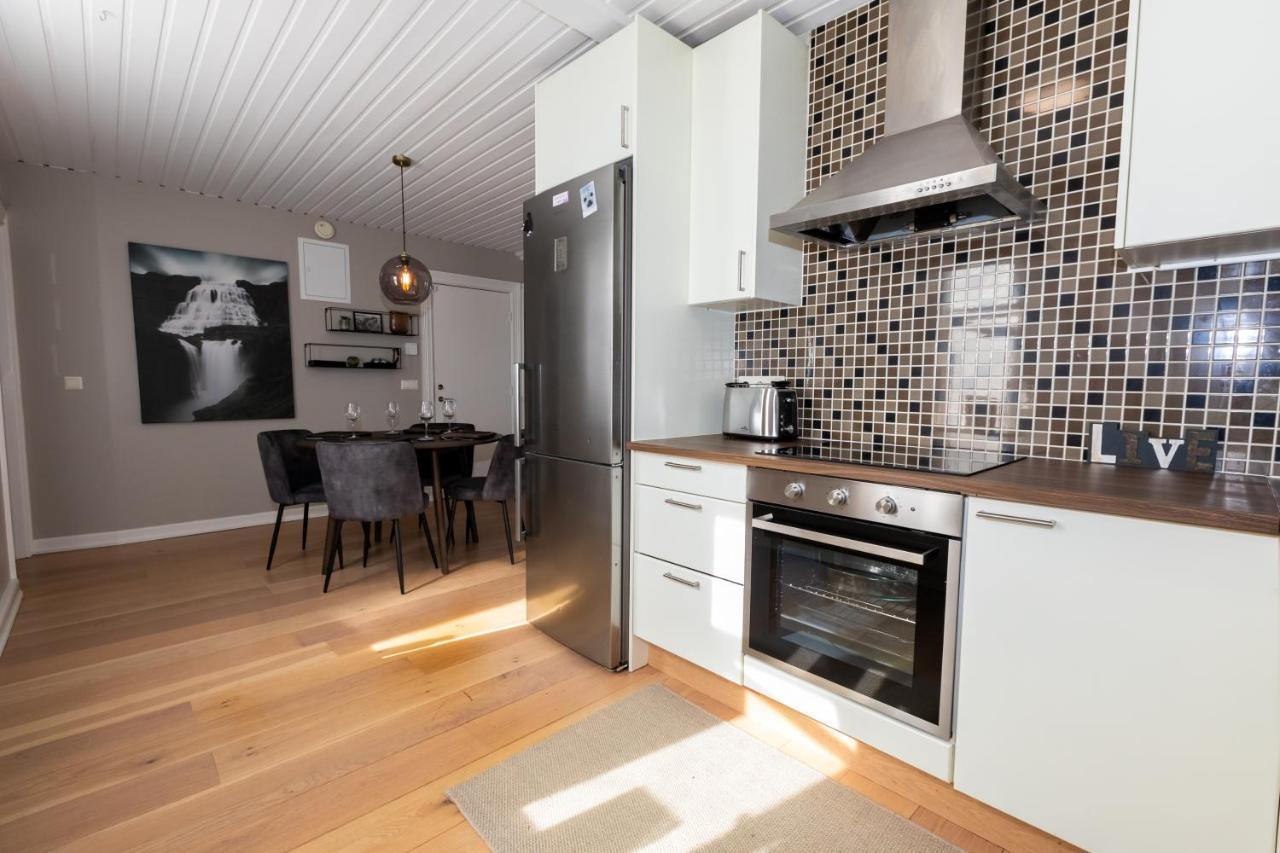 Lovely 2-Bedroom Apartment In Akureyri Exterior foto