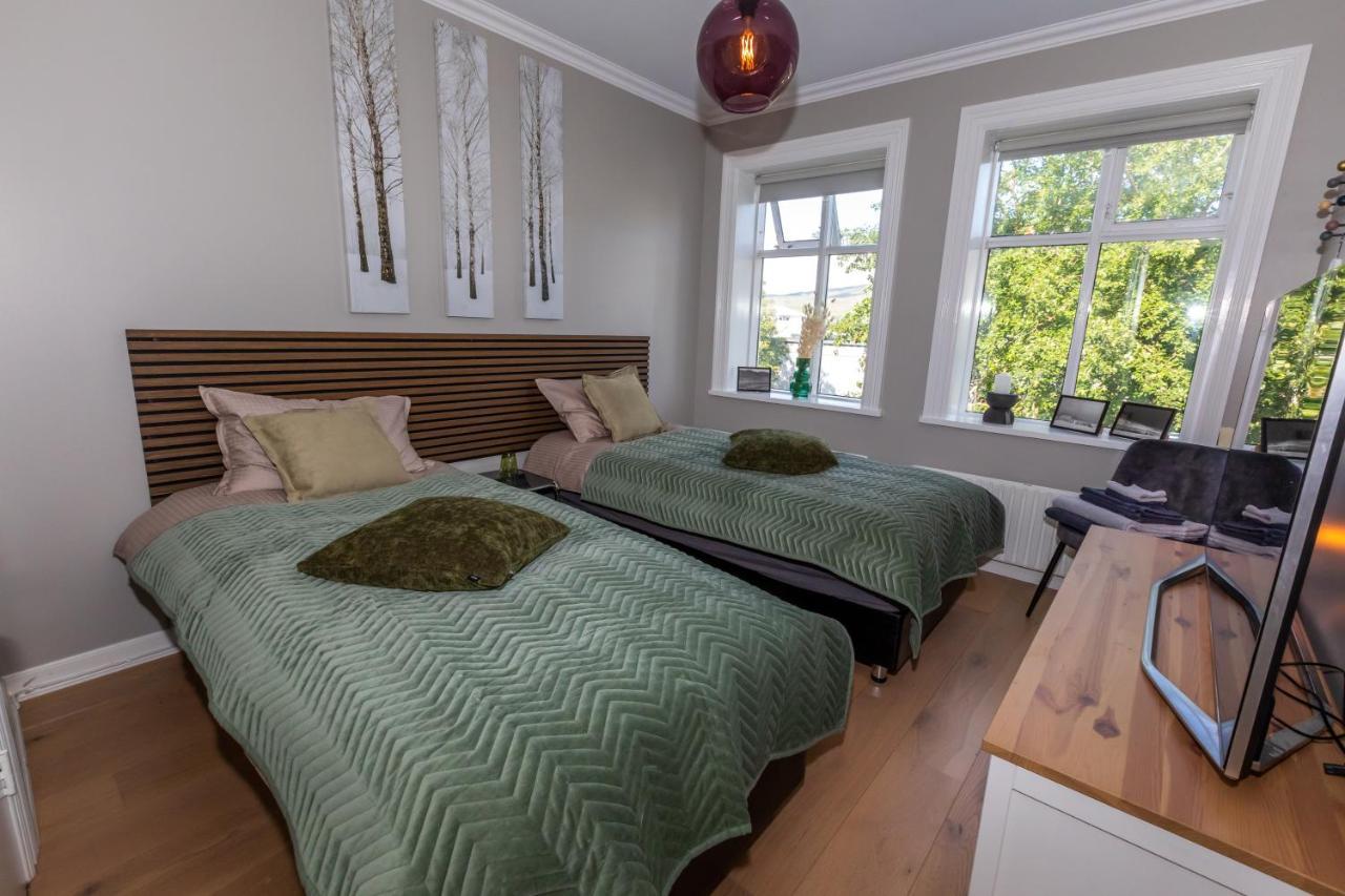 Lovely 2-Bedroom Apartment In Akureyri Exterior foto